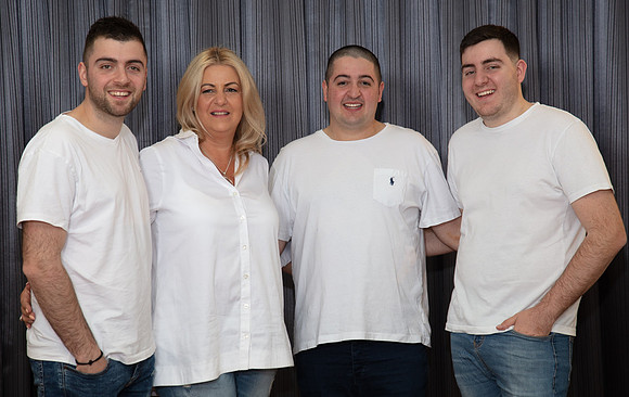 SIMMONDS_Gravias_Family-5943-preview