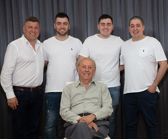 SIMMONDS_Gravias_Family-5880-preview