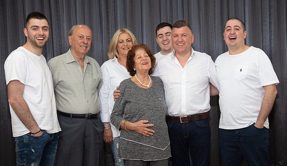 SIMMONDS_Gravias_Family-5926-preview