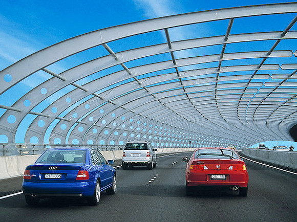 Cars travelling on Citylink